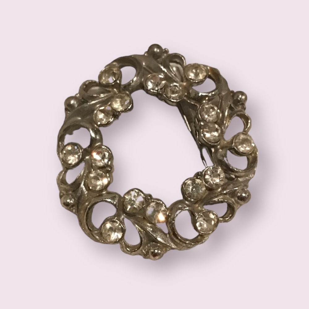 5 for $15 Costume Jewelry Diamond Wreath Pin Silver Broach